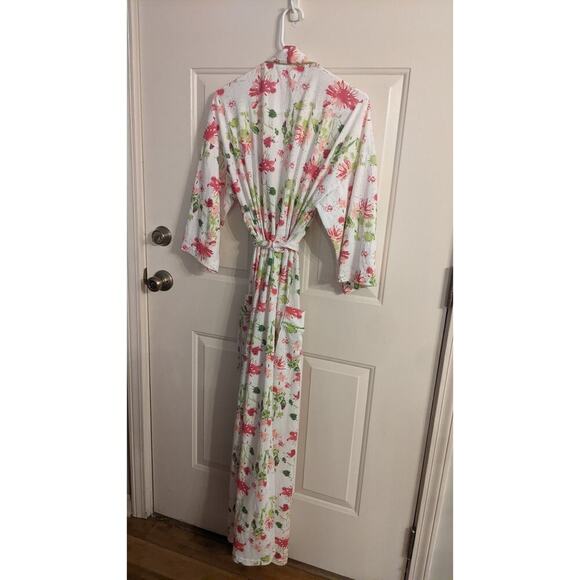 Soft Surroundings Floral Painterly Robe with Tie and Pockets - Picture 3 of 10
